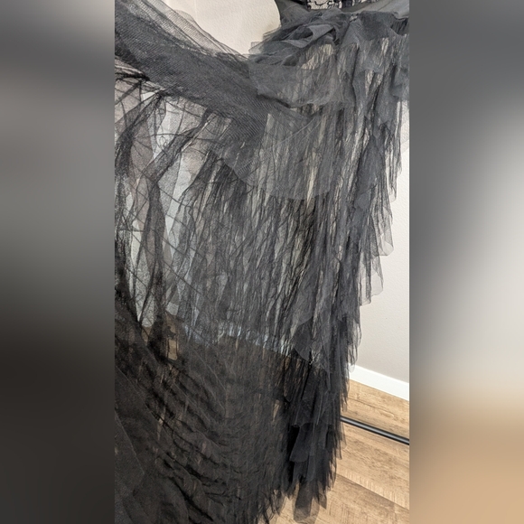 Elegant Black Strapless Gown with Sheer Overlay - Picture 13 of 14